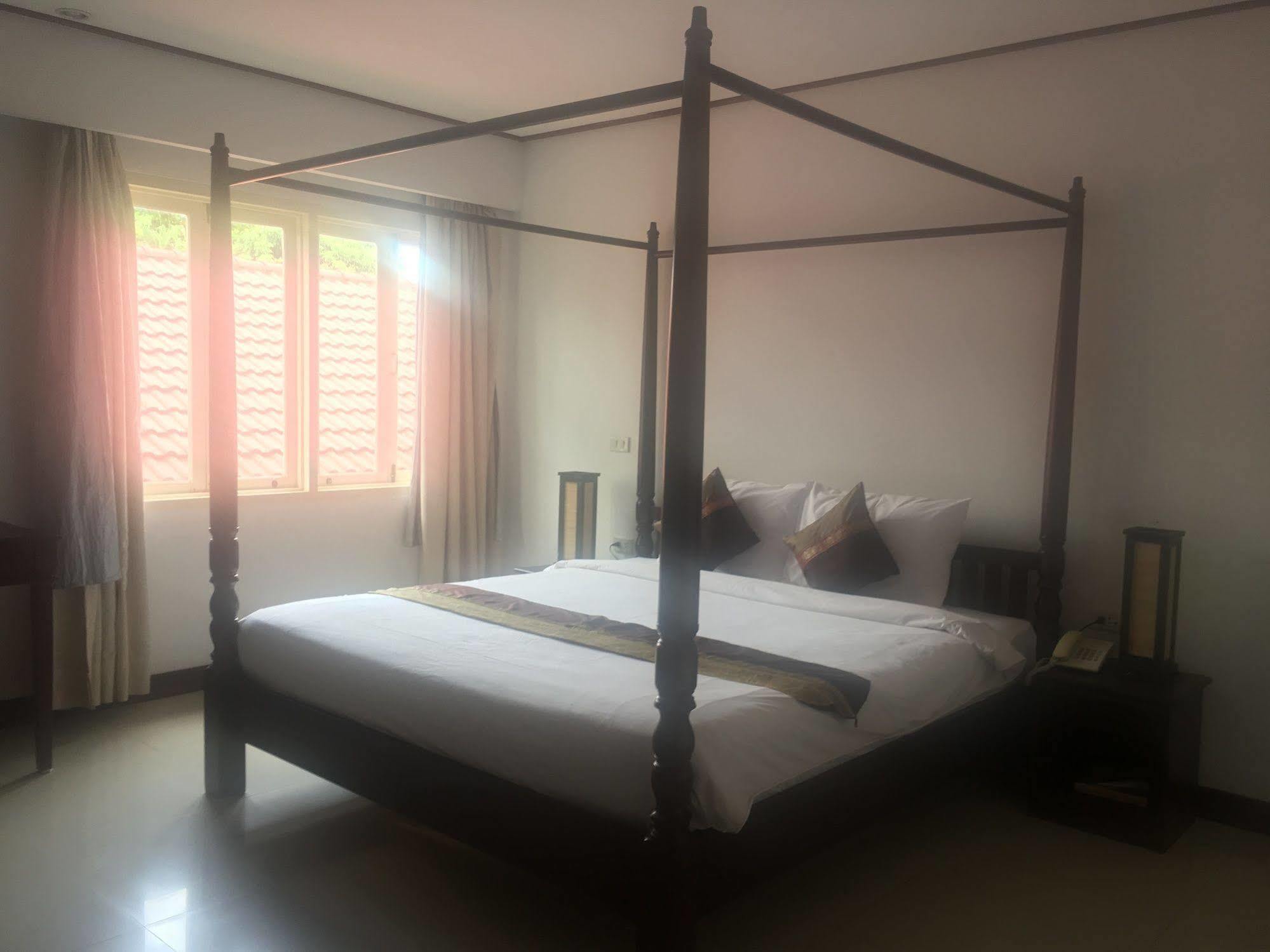 Av Hotel 비엔티안 외부 사진