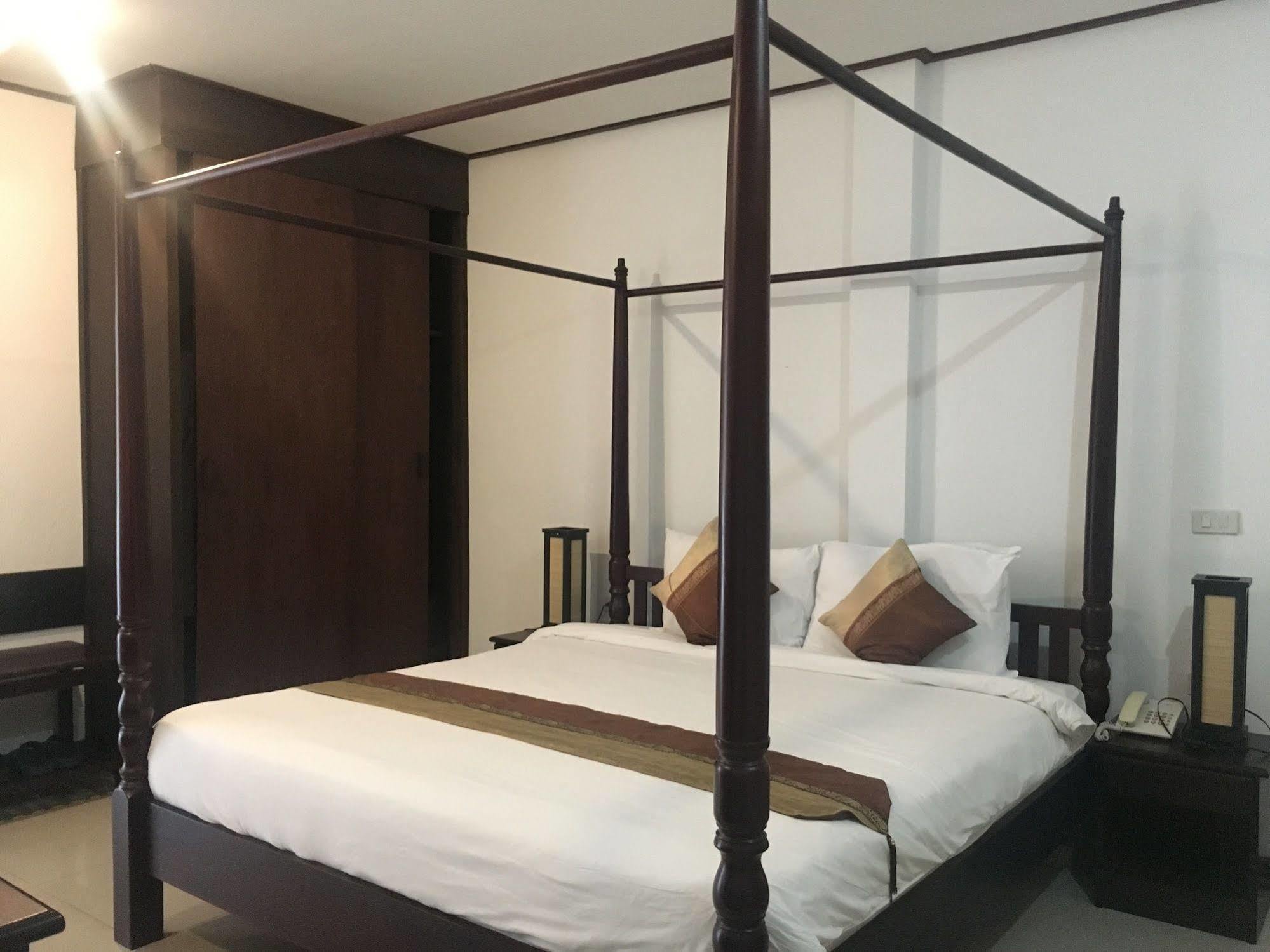 Av Hotel 비엔티안 외부 사진