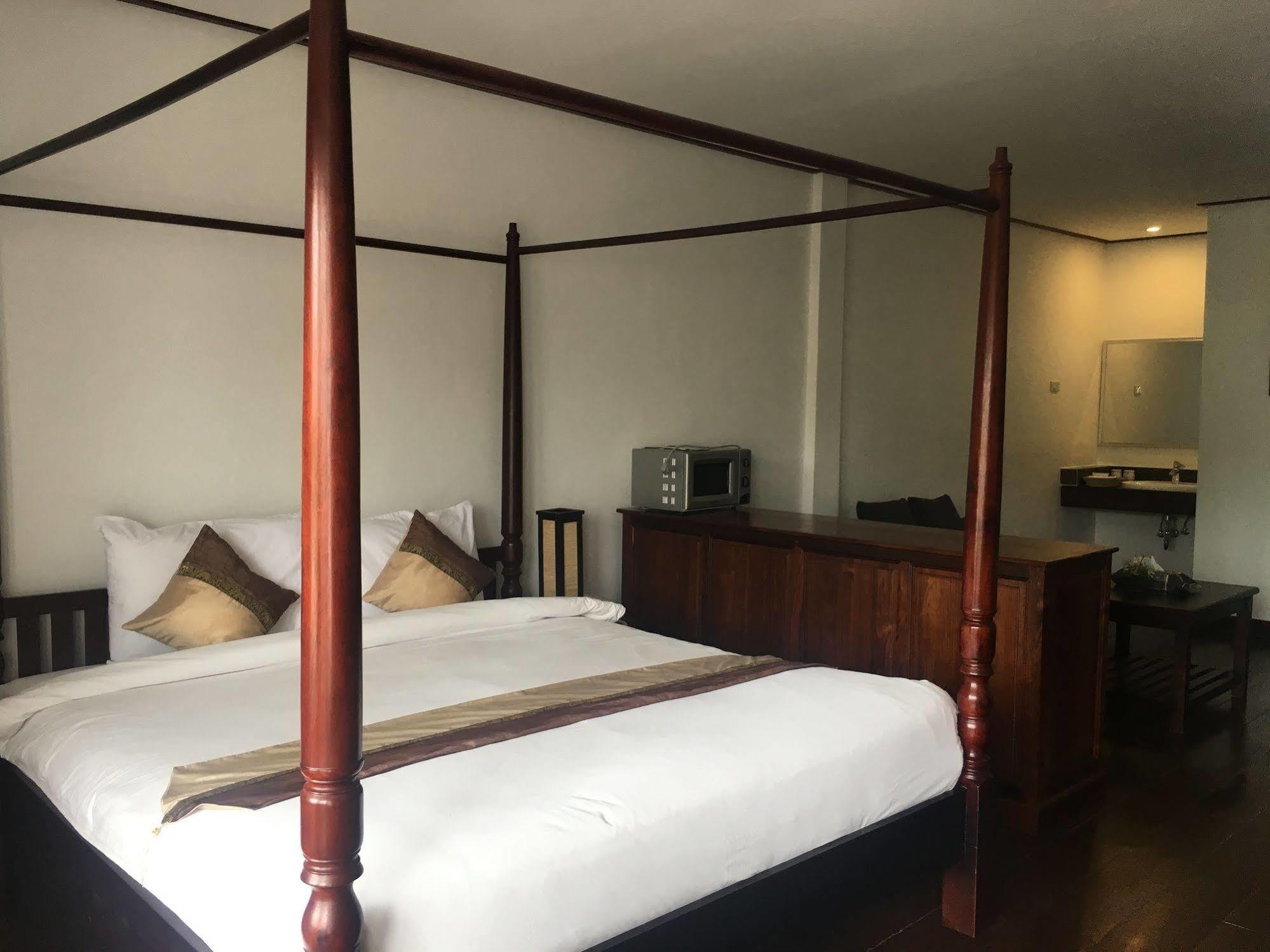 Av Hotel 비엔티안 외부 사진