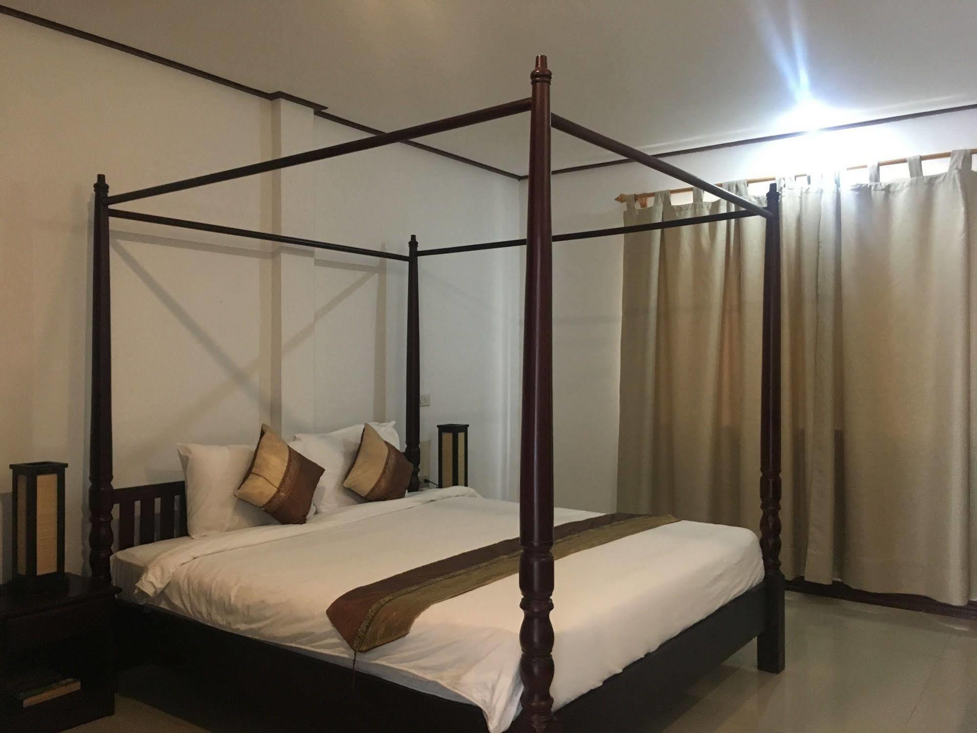 Av Hotel 비엔티안 외부 사진