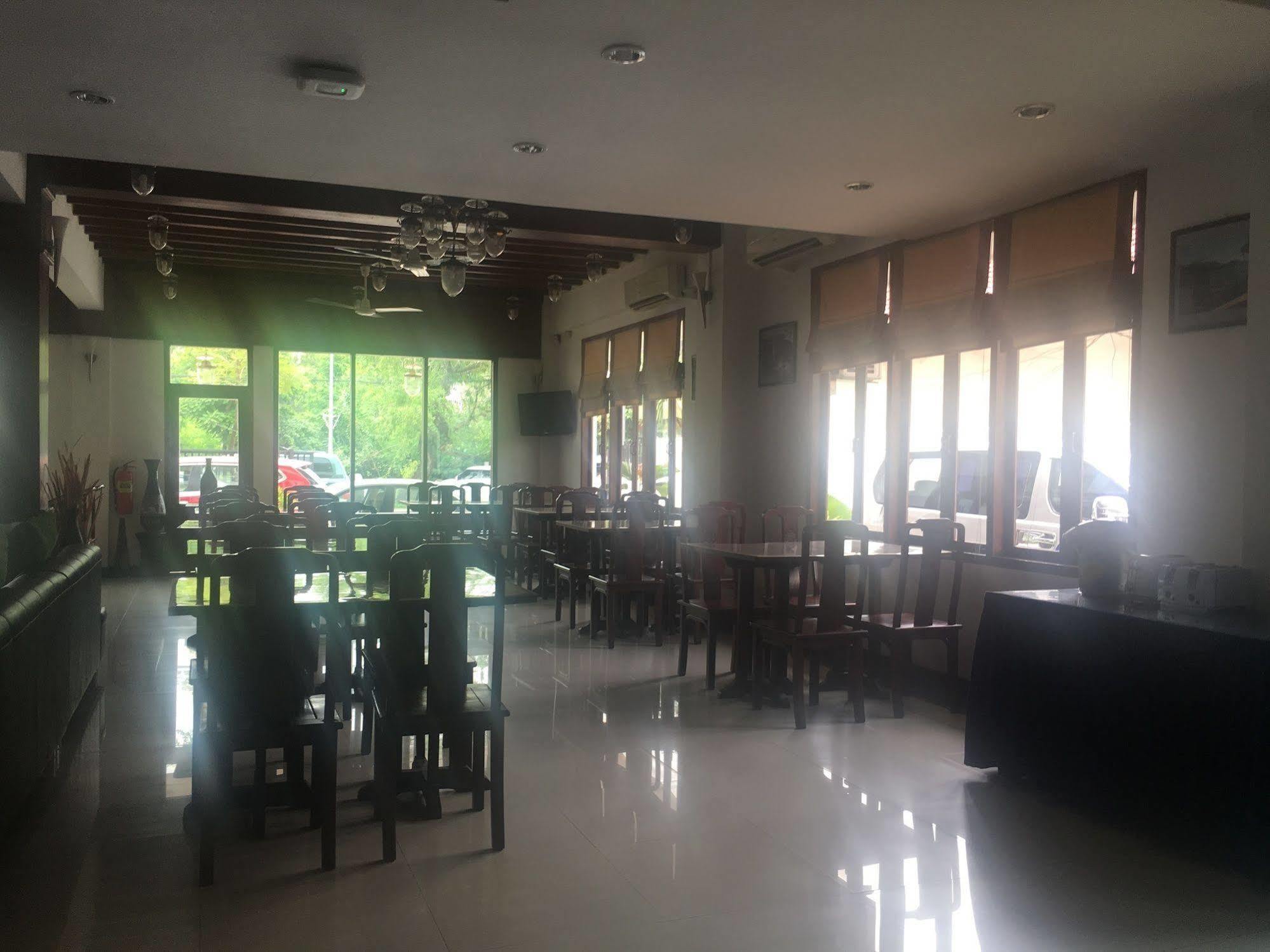 Av Hotel 비엔티안 외부 사진