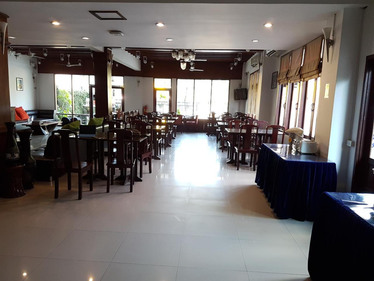 Av Hotel 비엔티안 외부 사진